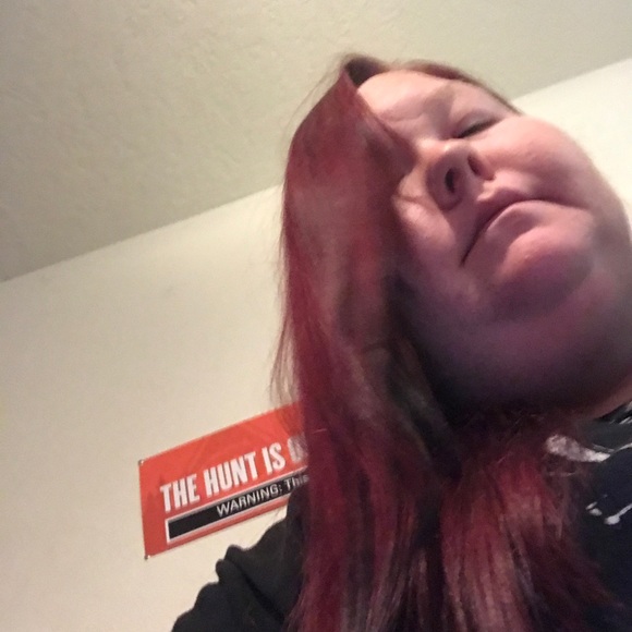 Meet your Posher, Tiana - Picture 4 of 6